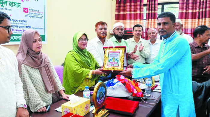 লেখক ও সাংবাদিক আকাশ আহমেদ সংবর্ধিত