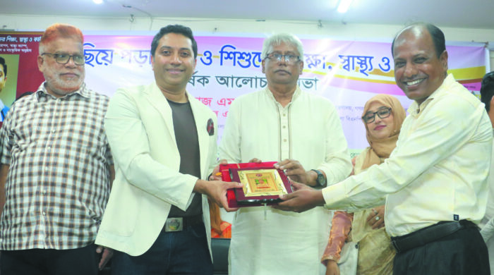 শিক্ষা ও সমাজসেবায় বিশেষ অবদান: প্রতিমন্ত্রী ববি